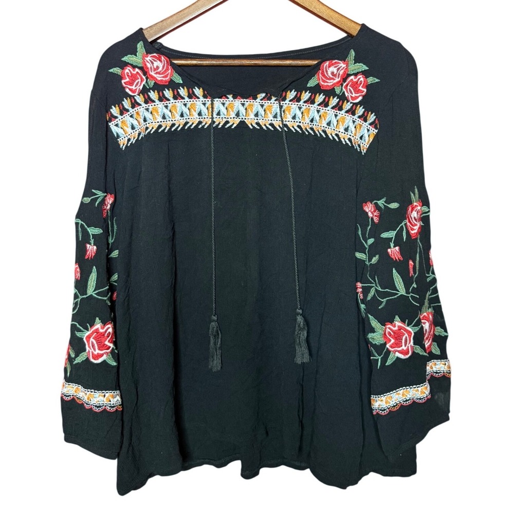 Unbranded Women 2X Black Floral Embroidered Boho Peasant Tassel Tie Neck Top
